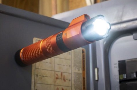 magnetic base flashlight