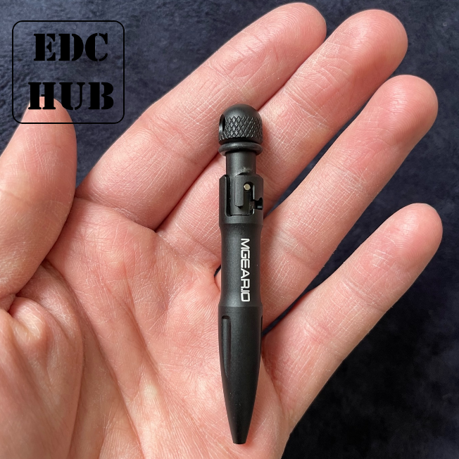 EDC wallet with a mini Pen