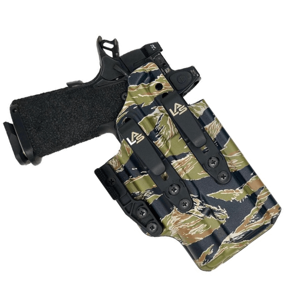 las concealment light bearing holster for concealed carry